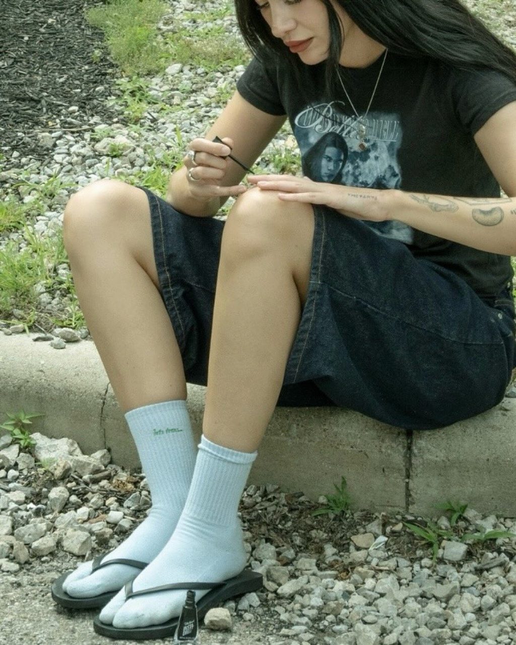 We spoke to Julia Wolf about “Twilight”, touring & the Illuminati