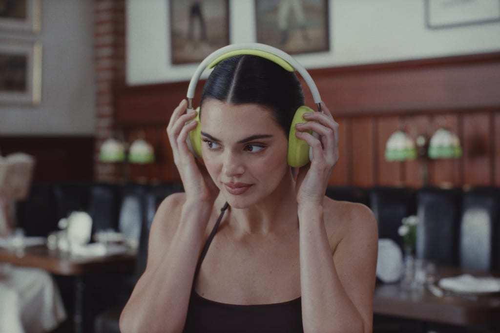 Kendall-Jenner-is-the-faces-of-Beats-360-campaign-1