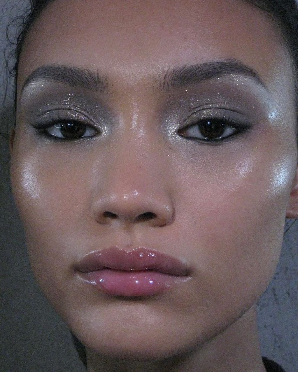 Why is modern makeup so lazy?