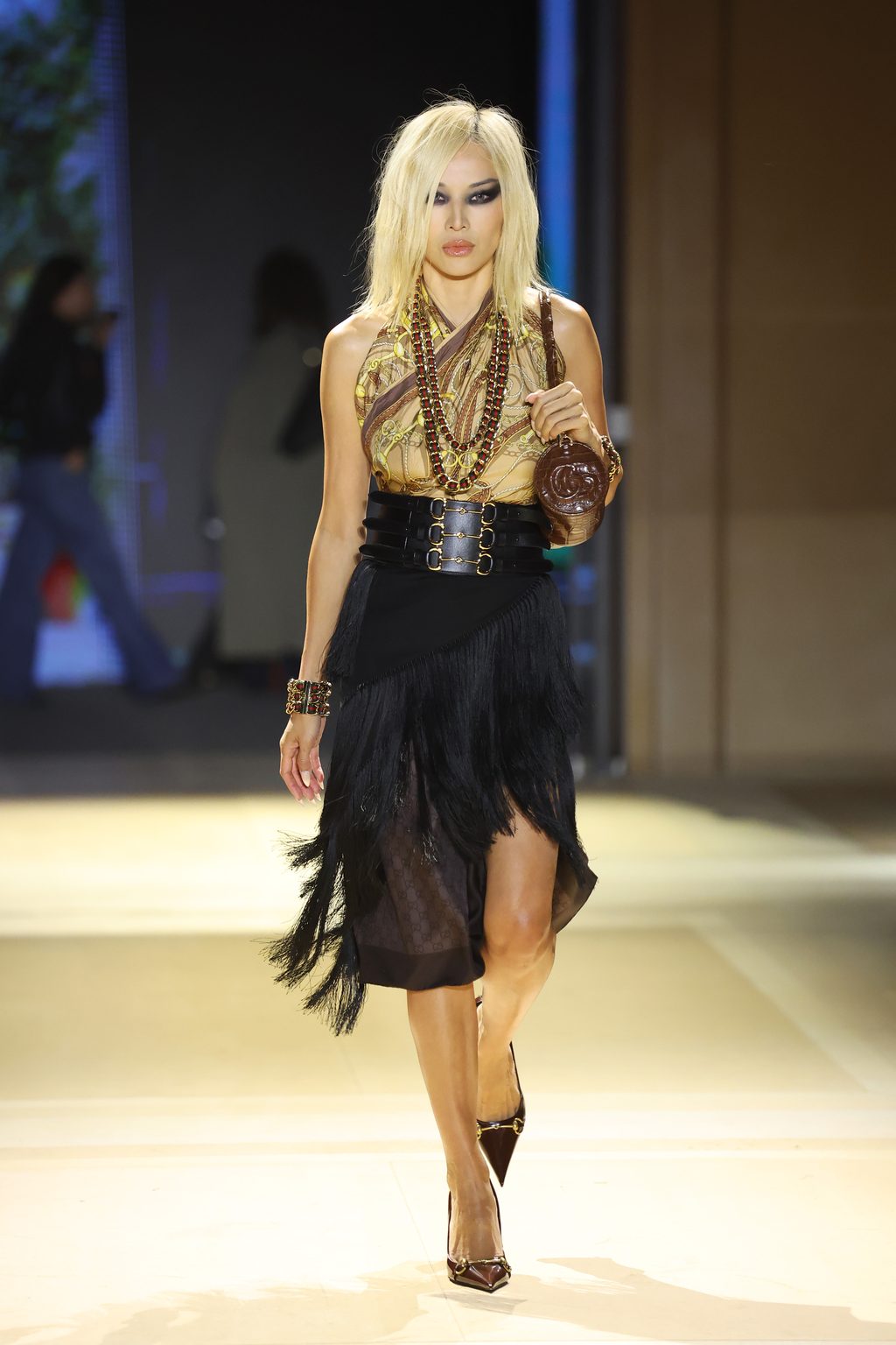 at-gucci-ss27-demna-finally-realised-his-vision-2