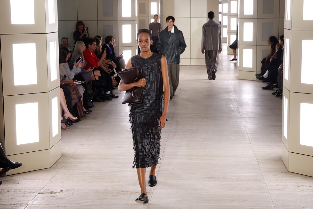 coss-fw26-show-in-new-york-is-all-about-signature-1