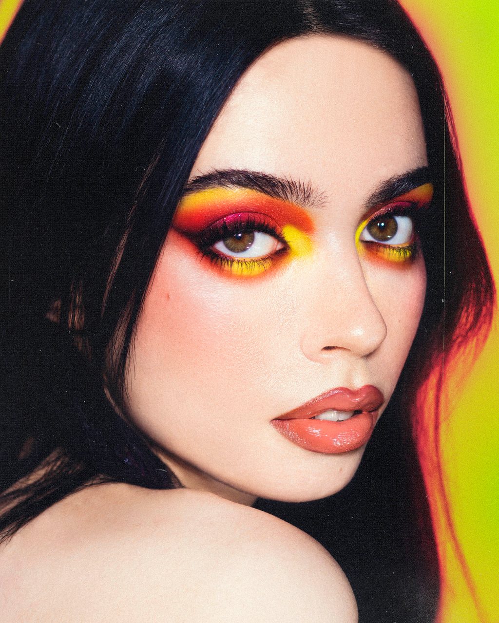 makeup-artist-raluca-is-redefining-the-word-glam