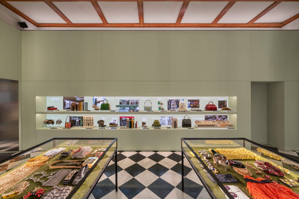 prada-is-taking-over-milan-with-prada-galleria-5.jpg